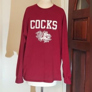 Gildan size XL burgundy shirt